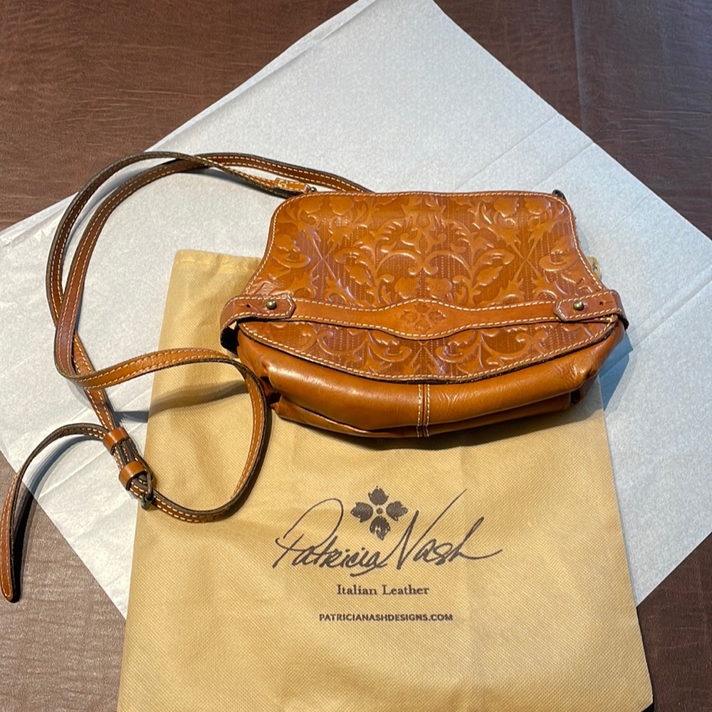 Tooled leather Patricia Nash crossbody